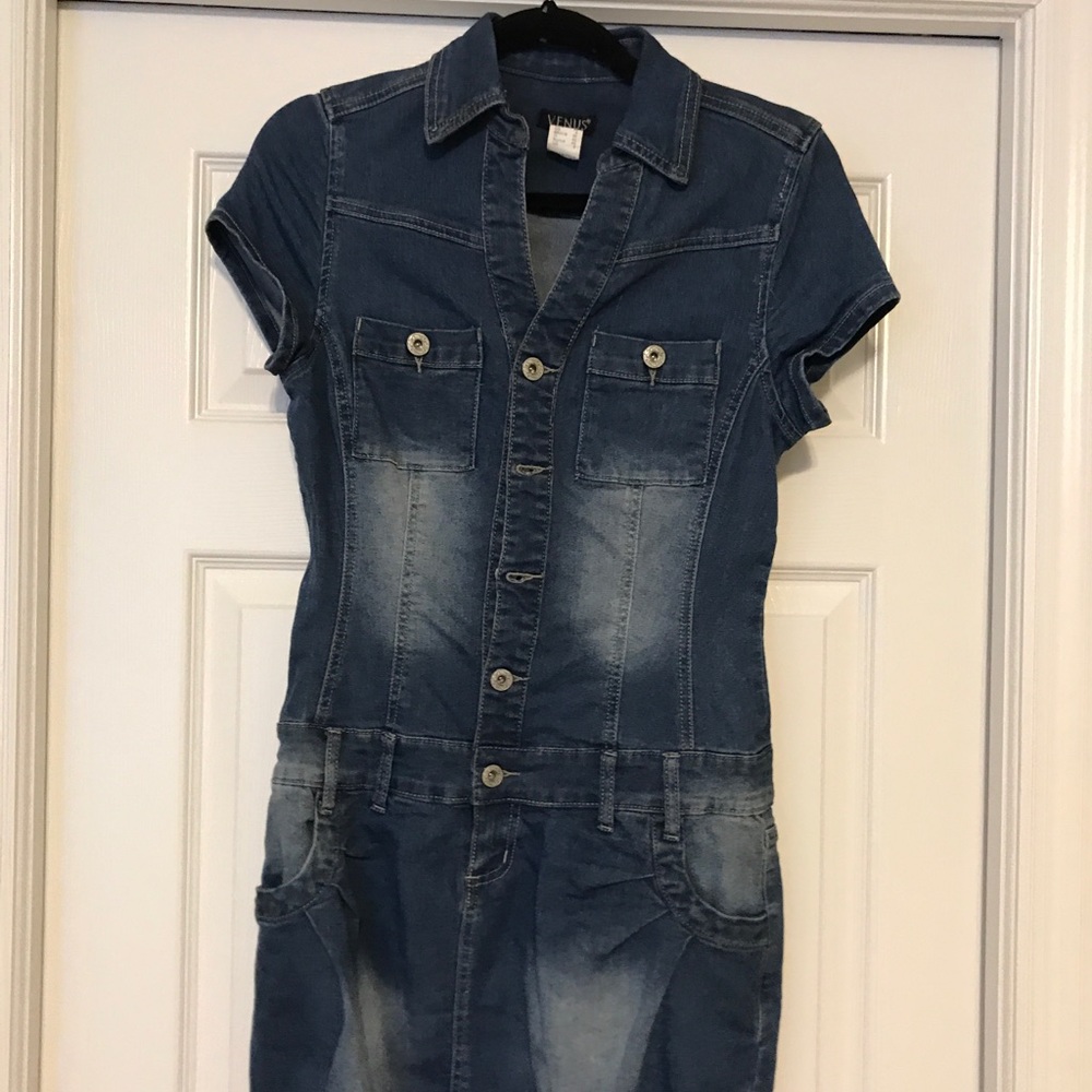 Denim Dress with elastic bubble bottom.